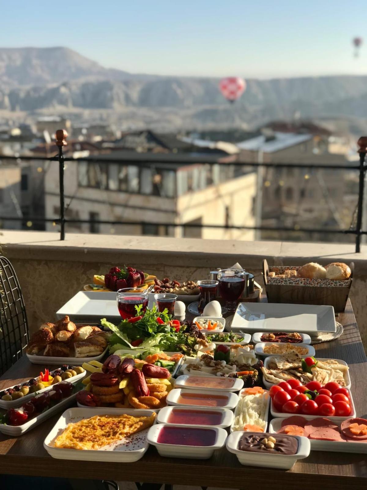 Enjoy Stone Hotel Göreme Eksteriør billede